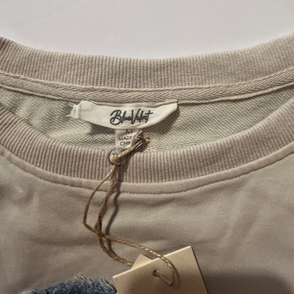Blue Velvet Deconstructed Floral Denim Patchwork Sweatshirt Tan Blue Medium NWT - Picture 4 of 7